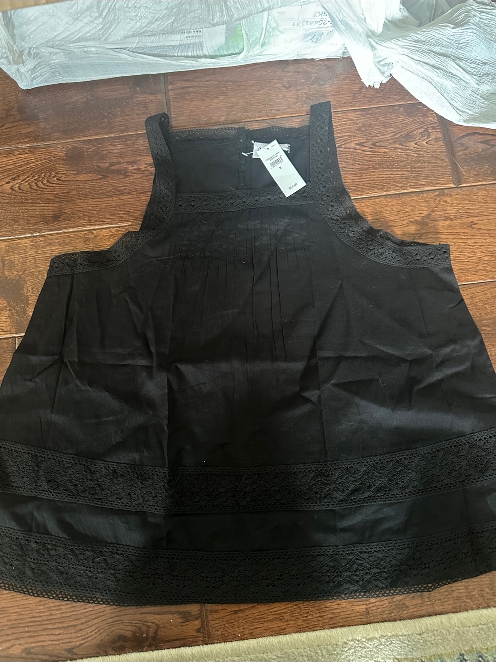Gap Black Sleeveless Crochet Trim Tank Top